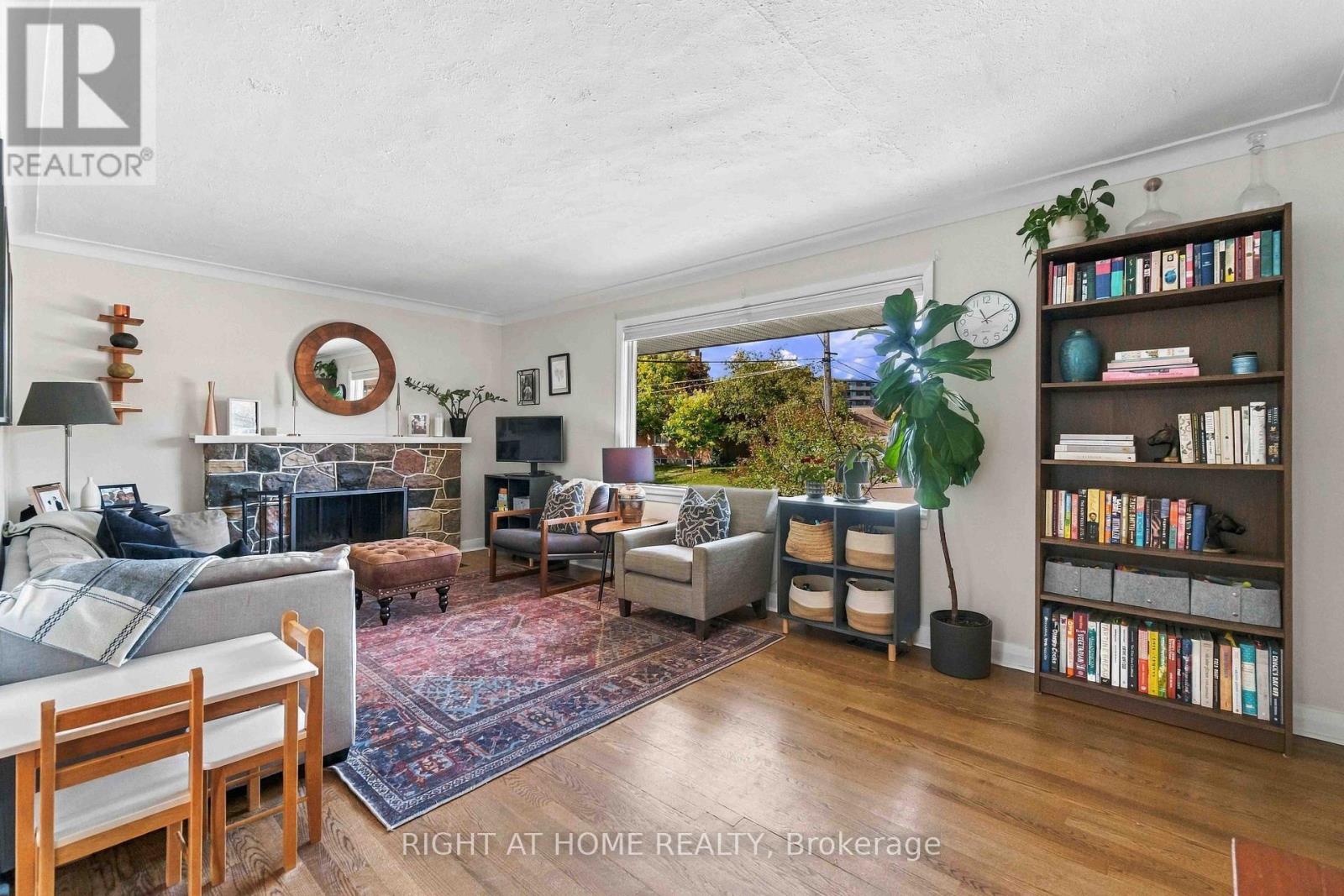 2045 SAVILLE ROW - 5