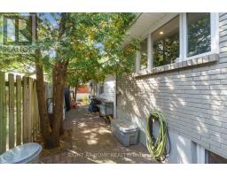 2045 Saville Row, Ottawa, ON K2A1A4 Photo 27