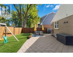 2045 Saville Row, Ottawa, ON K2A1A4 Photo 29