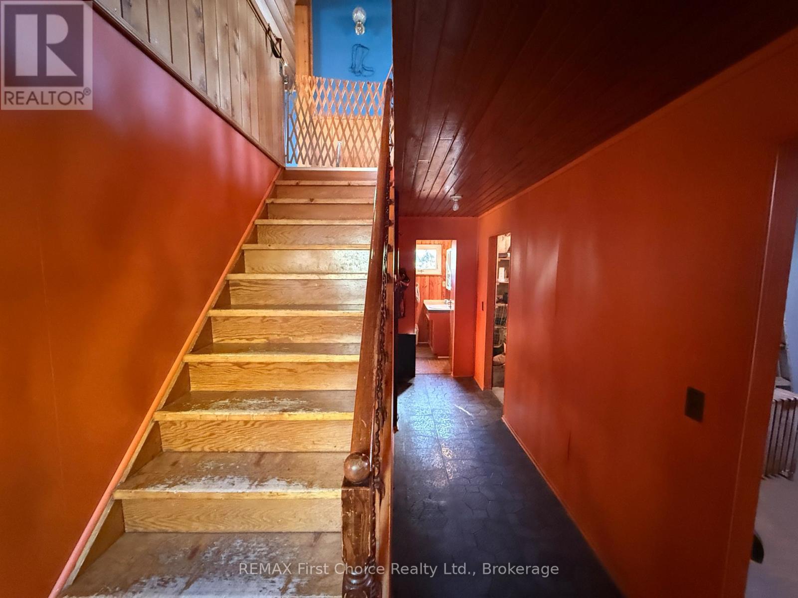 1256 TOWNLINE ROAD - 7