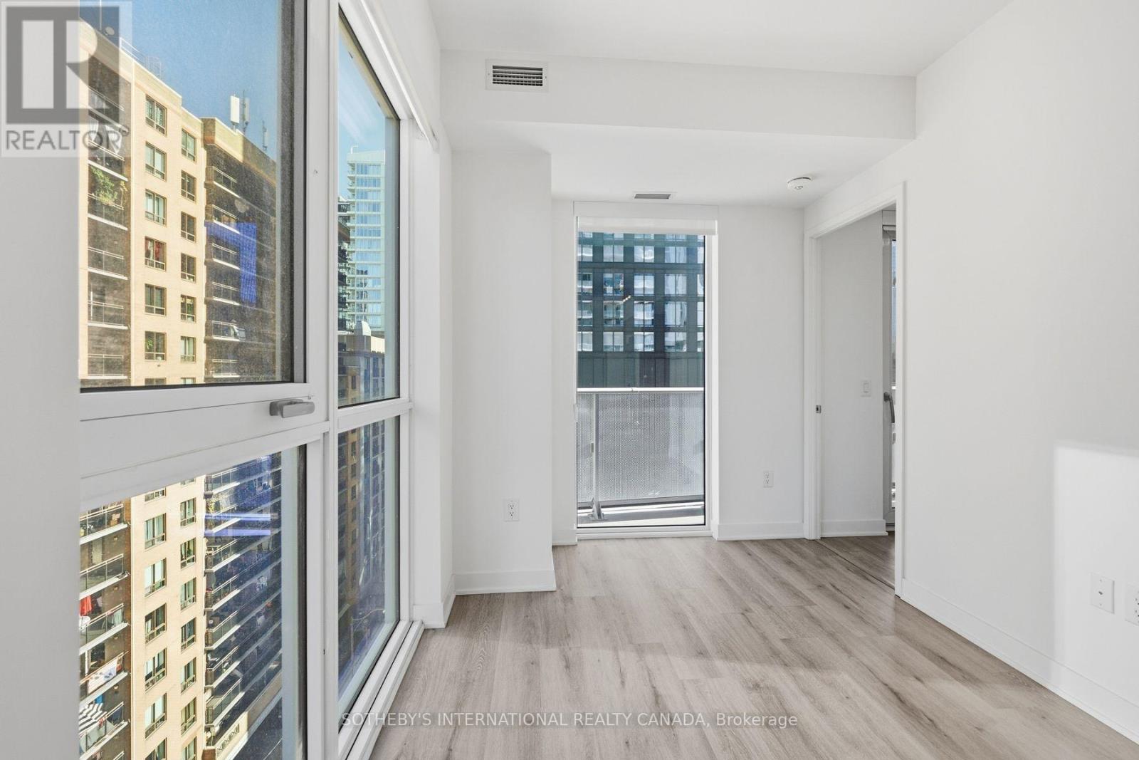 #907 100 DALHOUSIE STREET - 17