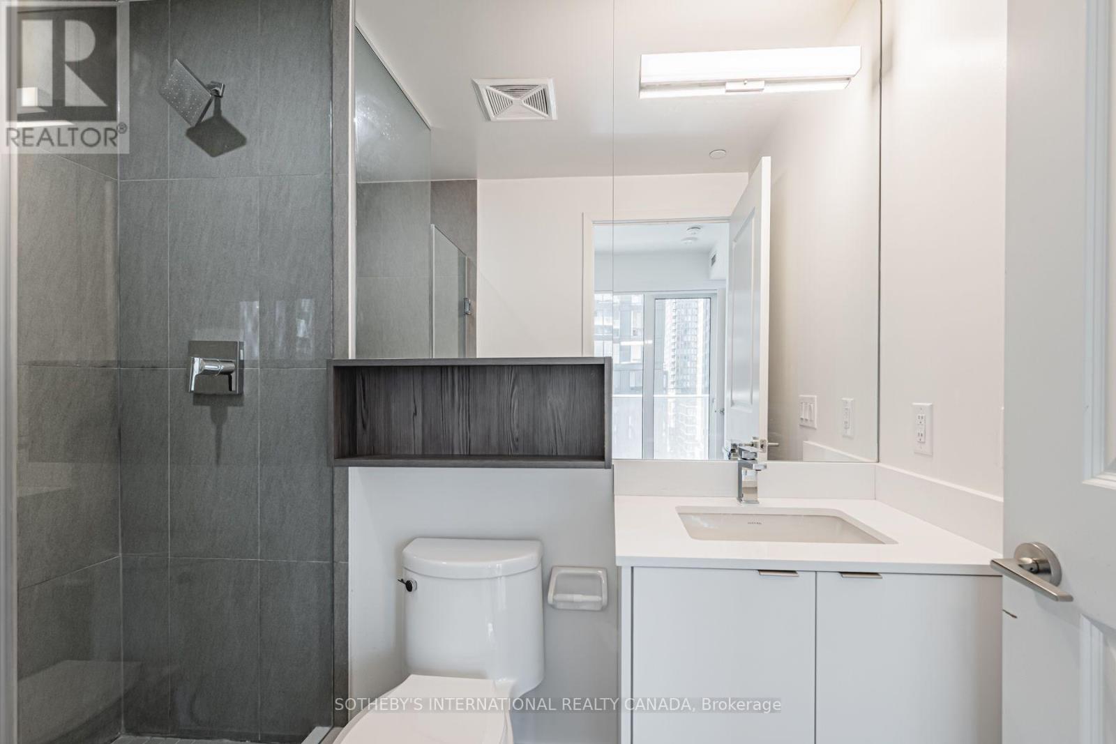 #907 100 DALHOUSIE STREET - 23