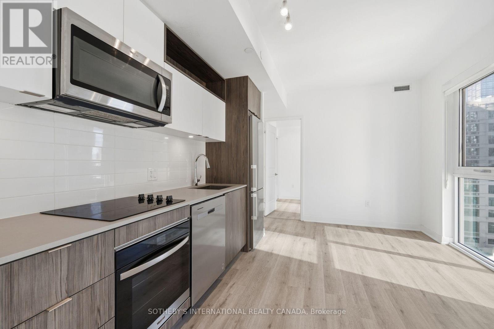 #907 100 DALHOUSIE STREET - 9