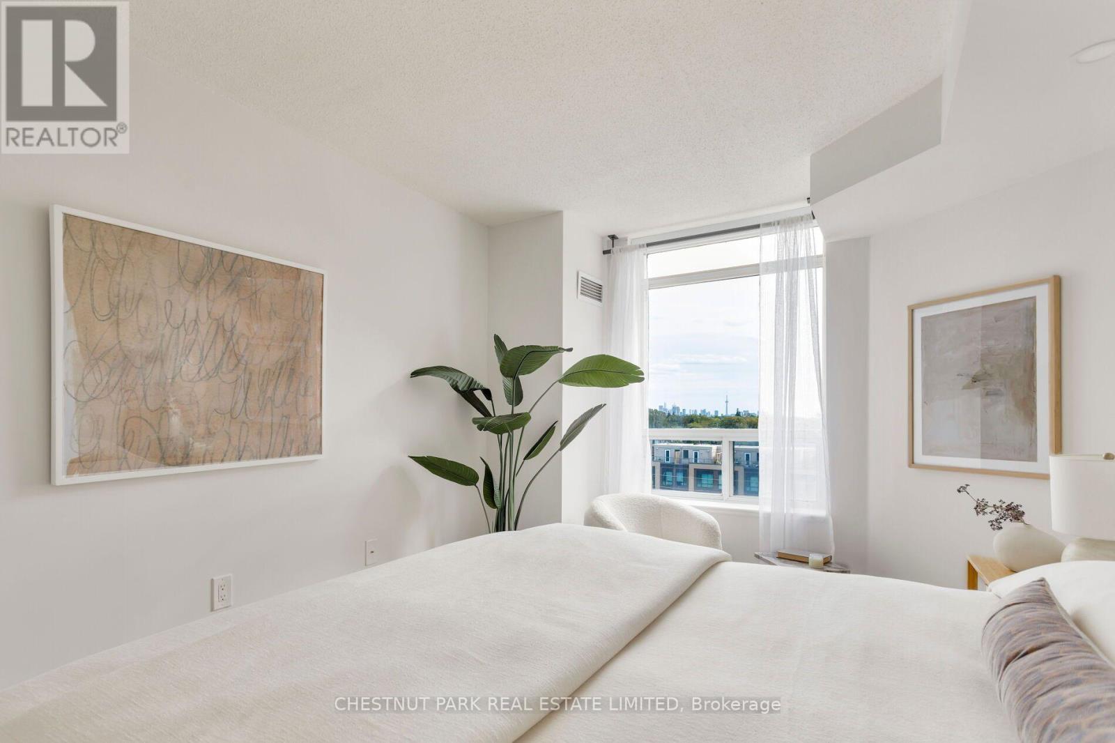 #704 650 LAWRENCE AVENUE W - 19