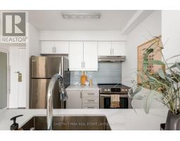 704 - 650 Lawrence Avenue W, Toronto, ON M6A3E8 Photo 11