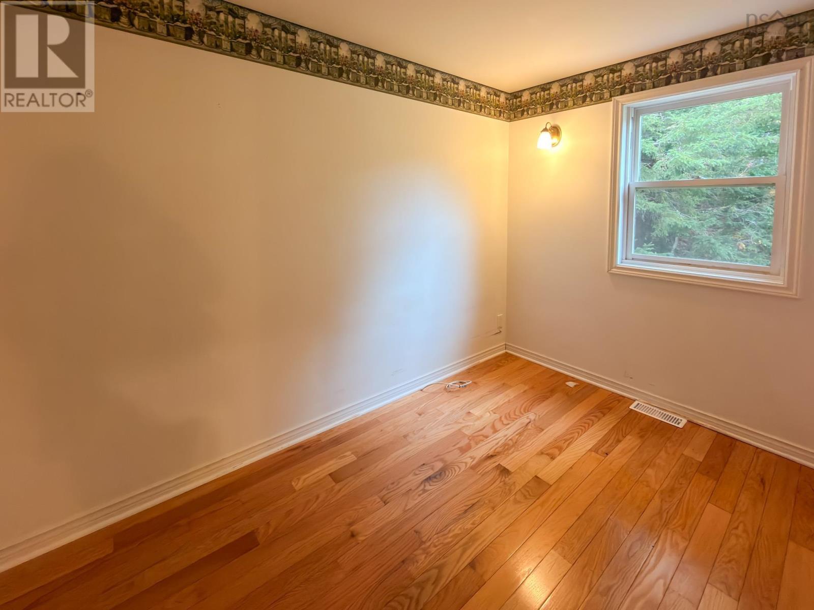 15 River Lane - Image 17