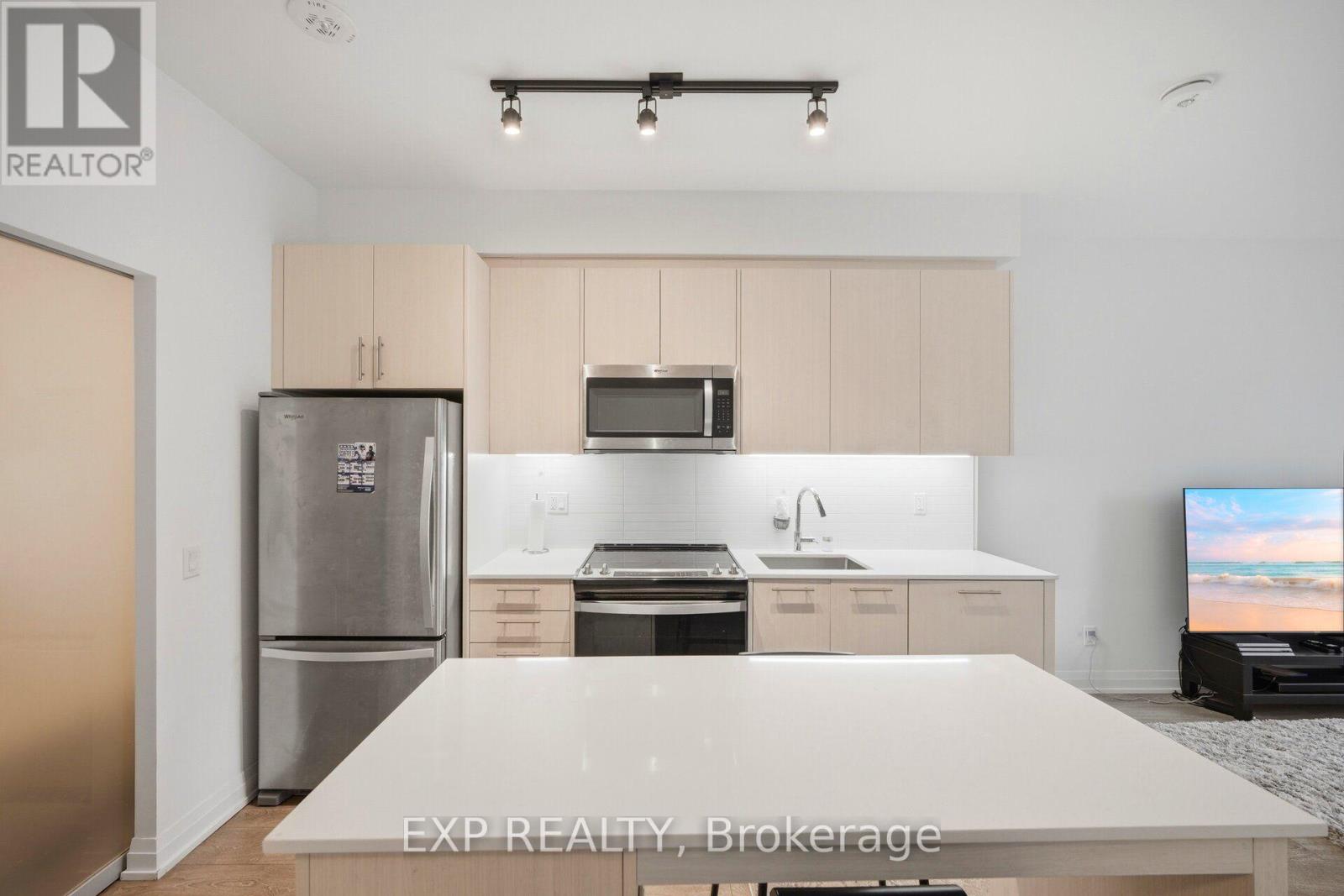 10- 286 Main Street, Toronto, ON photo 4