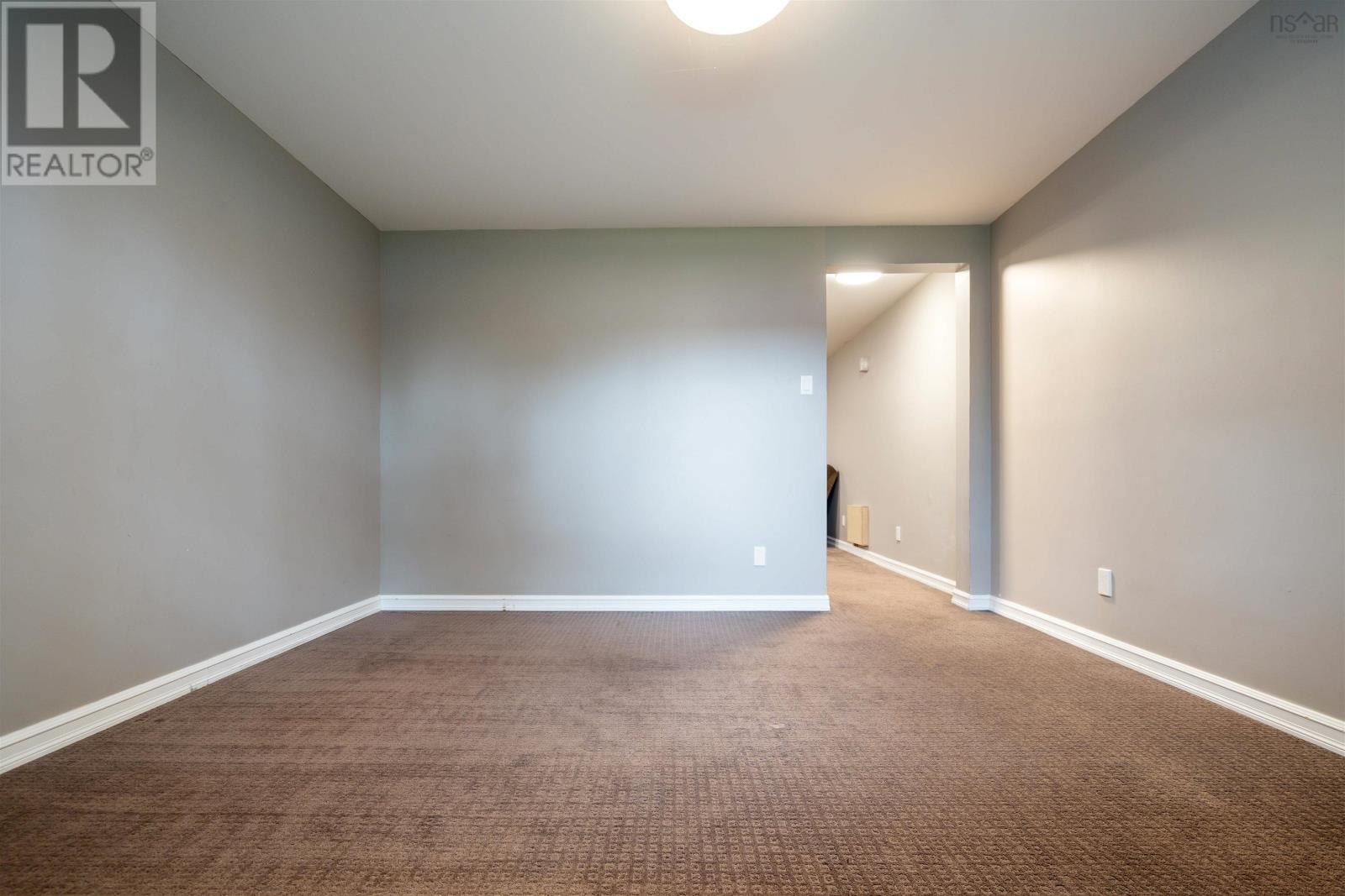 17 Pineview Crescent - Image 36