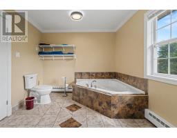 42 Macrae Ave Avenue, Sydney River, NS B1S1M2 Photo 18