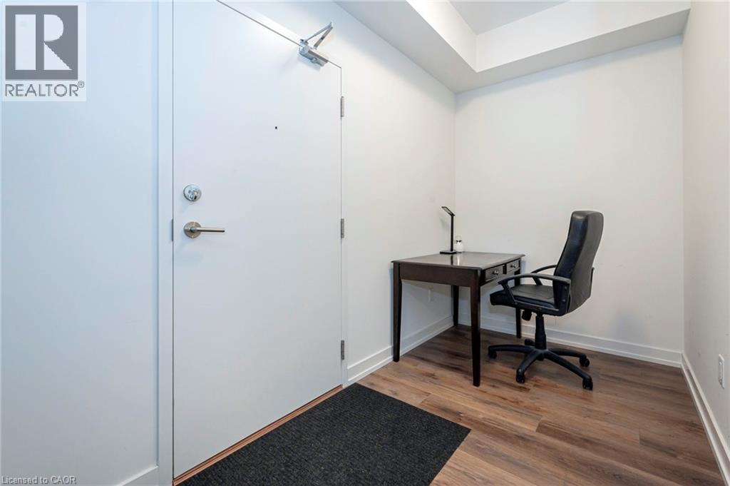 251 NORTHFIELD Drive E Unit# 304, Waterloo — photo 5