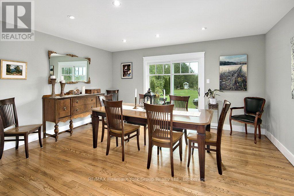 226083 CENTREVILLE ROAD - 10