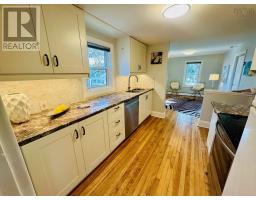 Primary Bedroom - 2079 & 2081 Poplar Street, Halifax, NS B3L2Y6 Photo 10