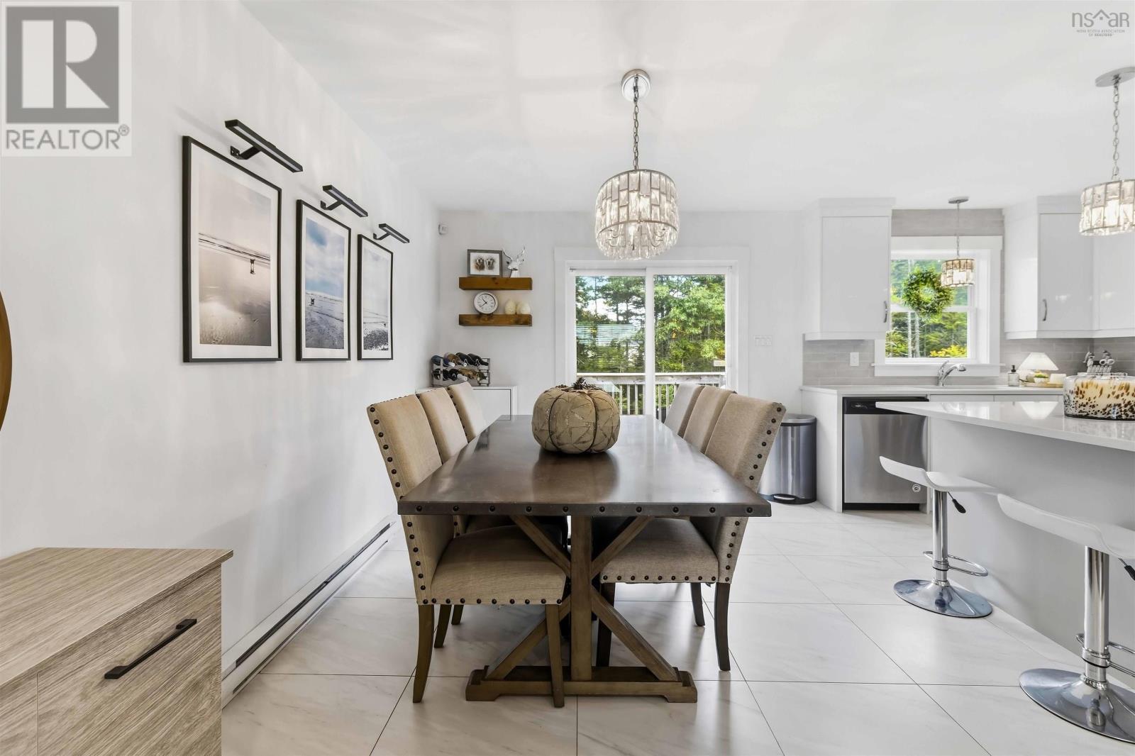 90 Hamilton Drive - Image 10