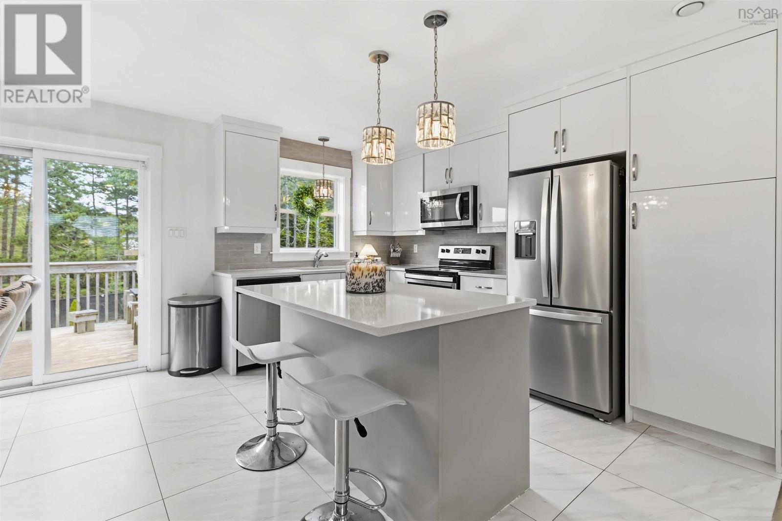 90 Hamilton Drive - Image 11