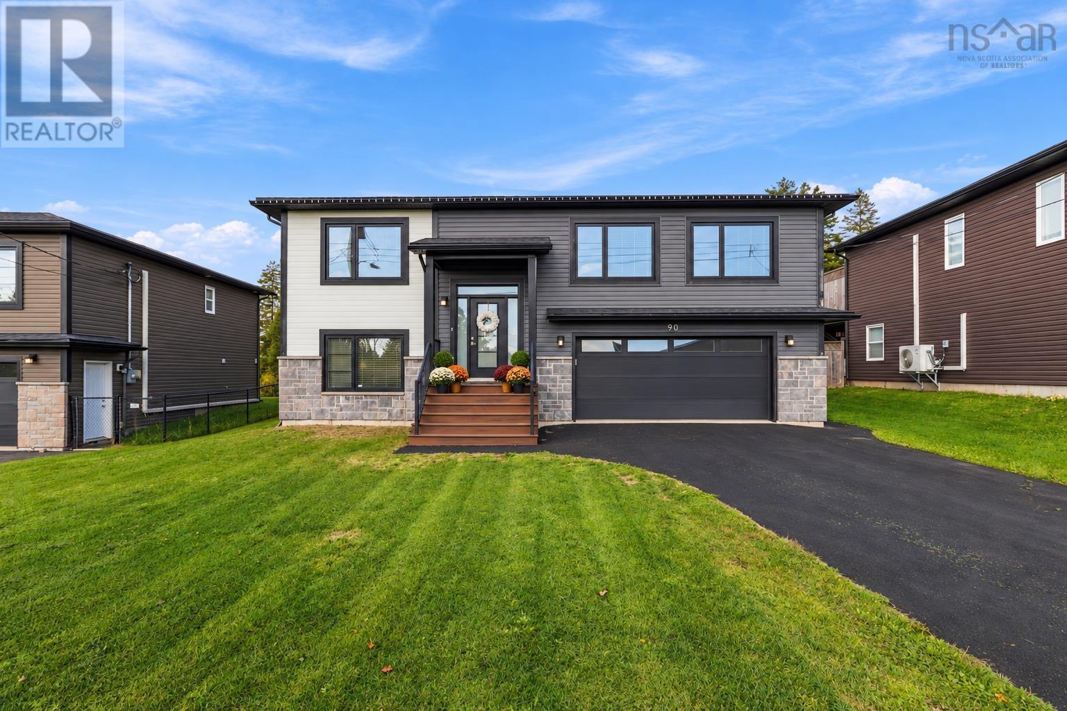 90 Hamilton Drive - 2