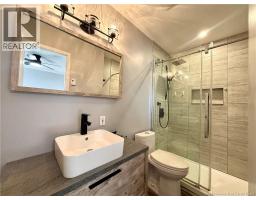 4pc Bathroom - 63 Premiere Avenue, Sainte Anne De Madawaska, NB E7E1J9 Photo 10
