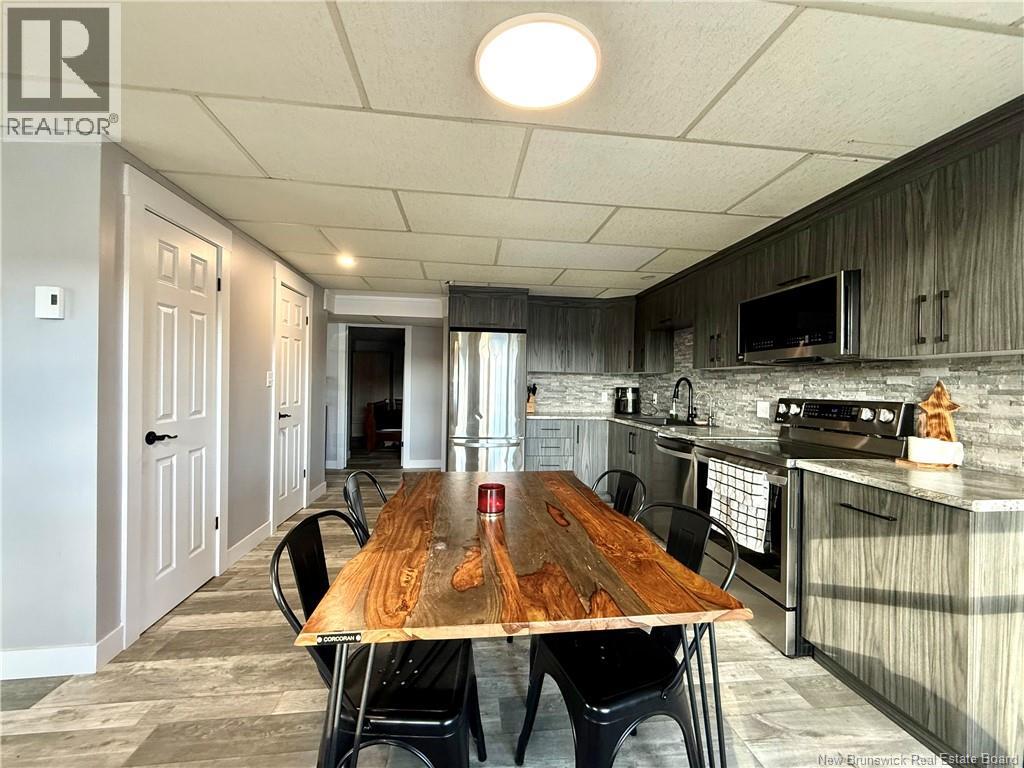 63 Premiere Avenue - 20
