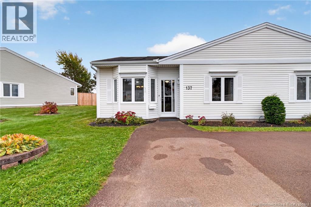 #137 268 Acadie Avenue - 1