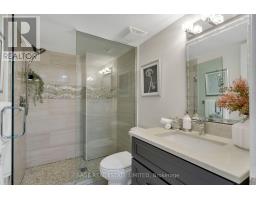124 Brentwood Road N, Toronto, ON M8X2C6 Photo 45