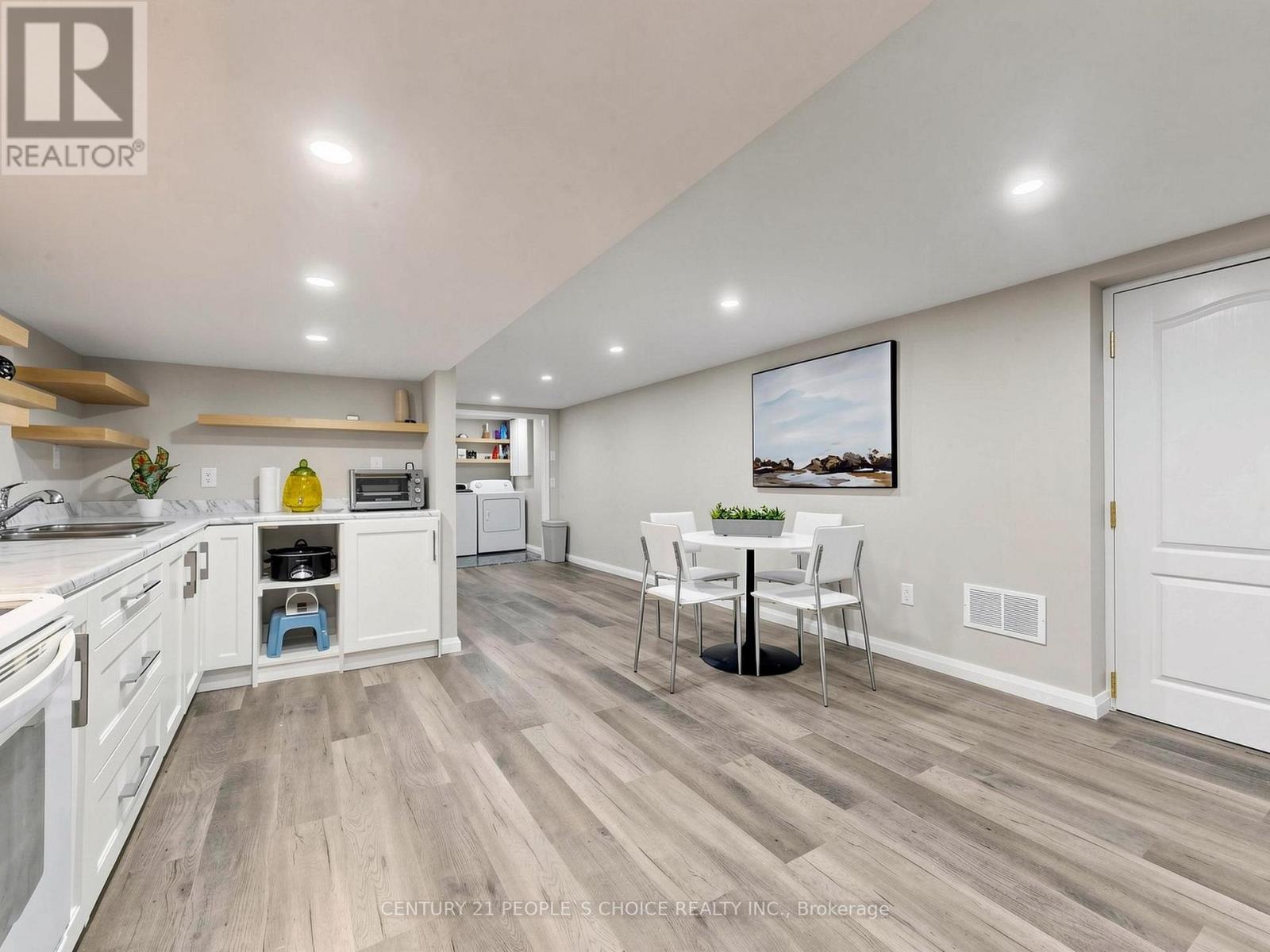 27 Matlock Avenue, Mississauga, ON photo 33