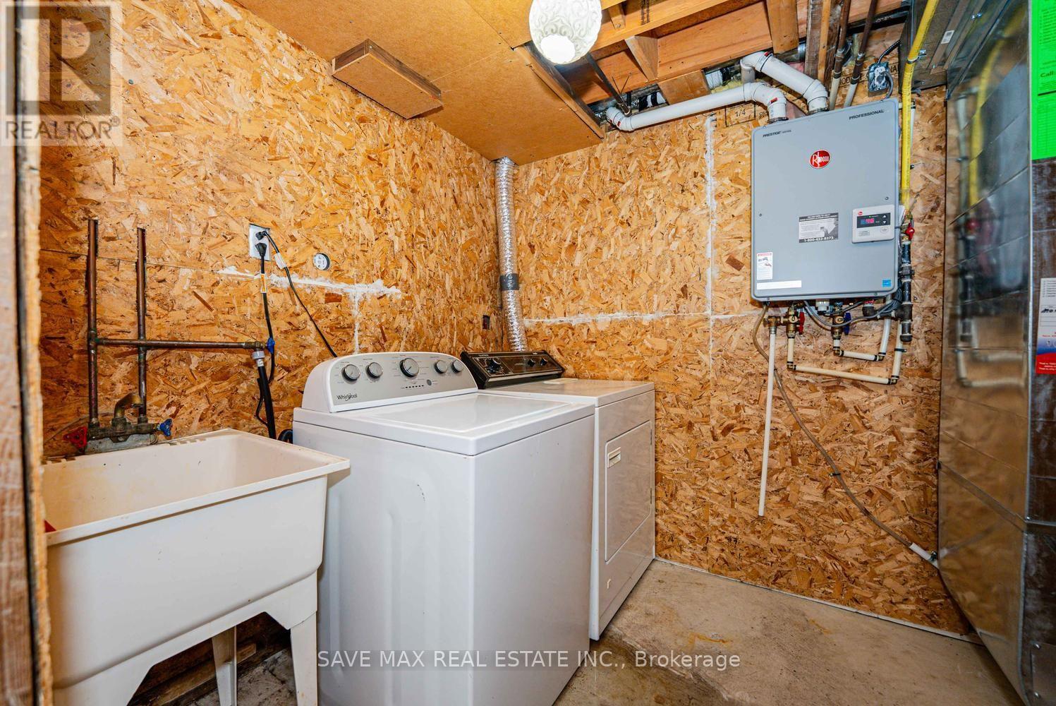1 Kitto Court — photo 37