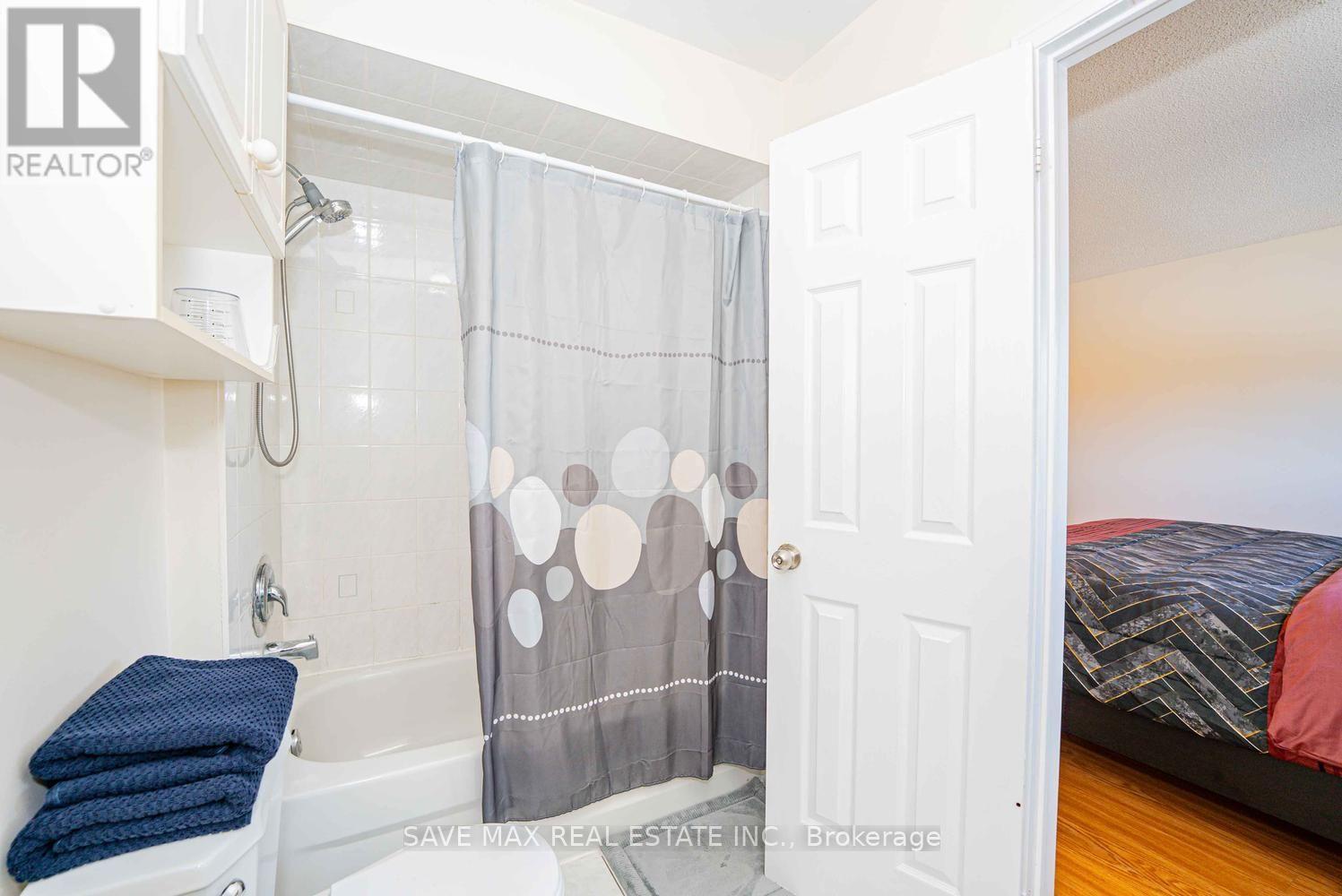 1 Kitto Court — photo 28