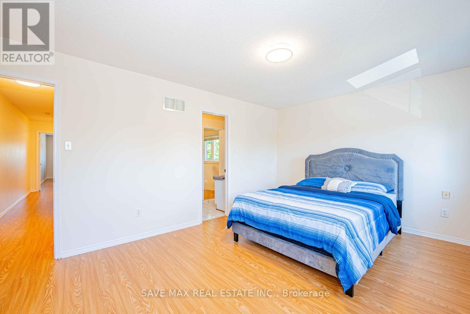 1 Kitto Court — photo 33
