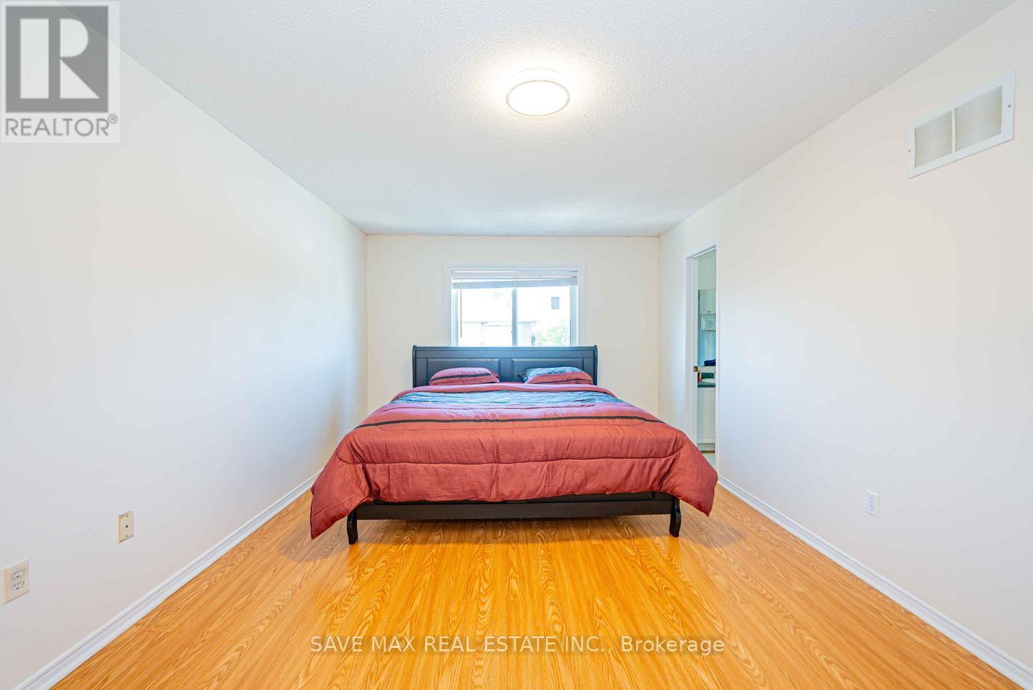 1 Kitto Court — photo 26
