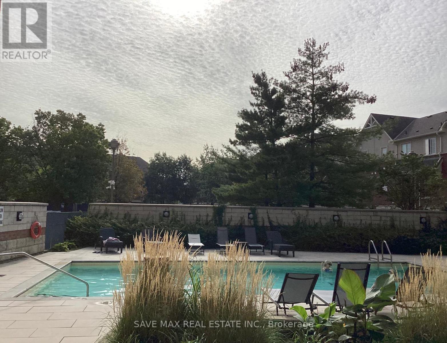 109 Georgian Drive — photo 39