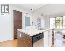 201 4030 Borden St, Saanich, BC V8X2E9 Photo 13