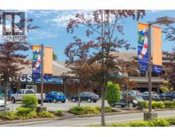 201 4030 Borden St, Saanich, BC V8X2E9 Photo 25
