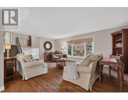 Foyer - 325 Coleridge Drive, Waterloo, ON N2L2V5 Photo 7