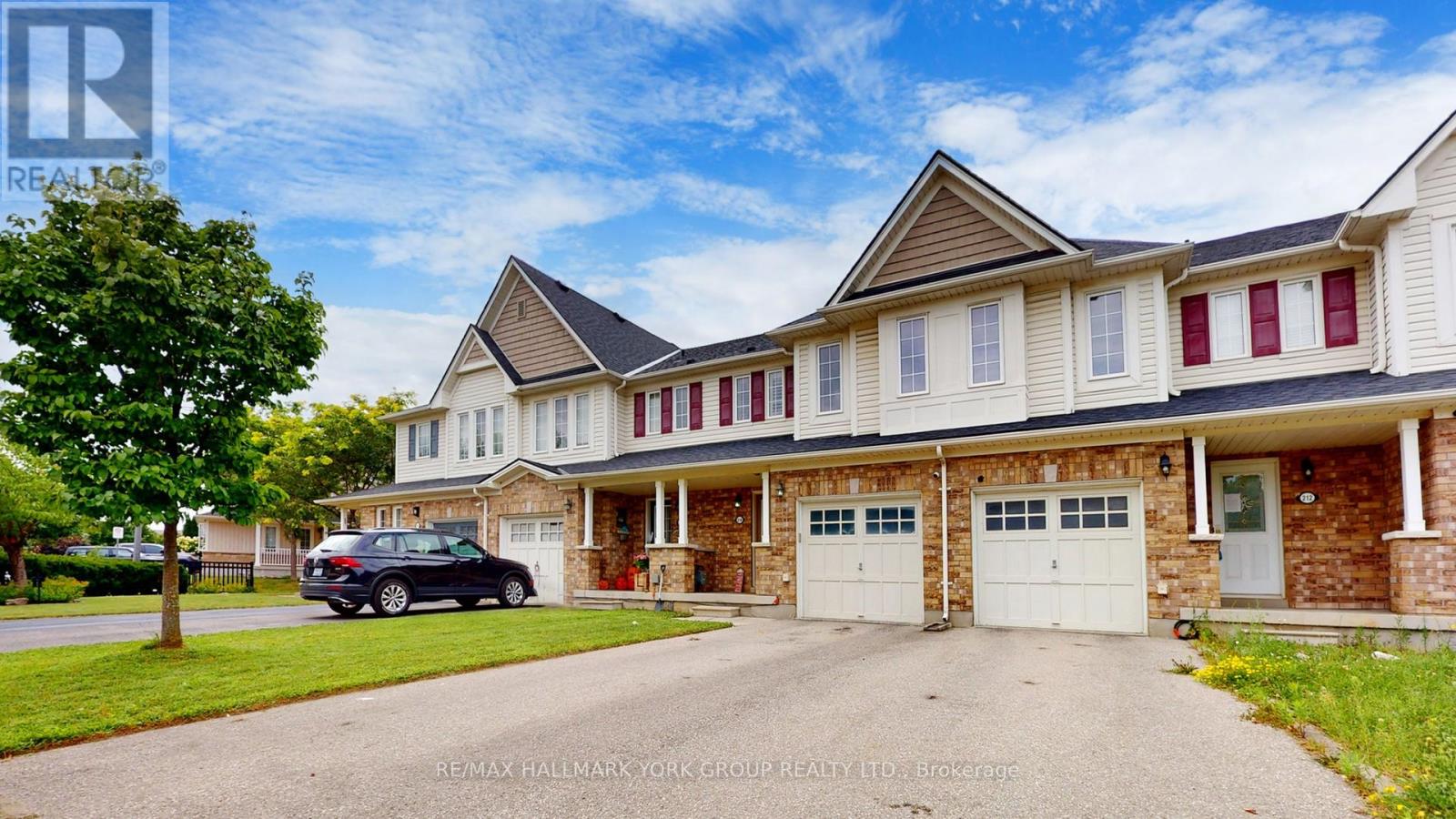 214 Blackburn Drive, Brantford, ON photo 2