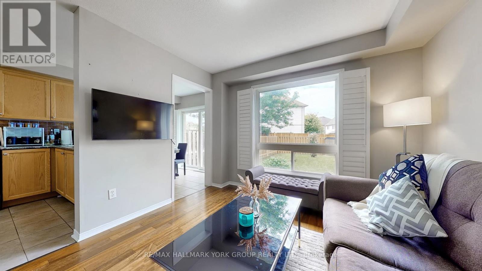 214 Blackburn Drive, Brantford, ON photo 5