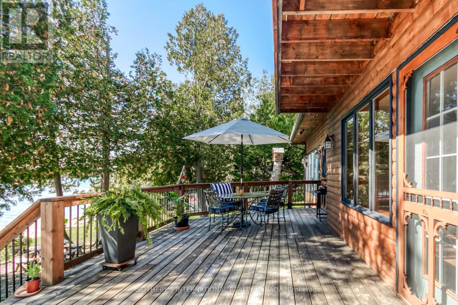 125 Lakeshore Road, Tehkummah, ON photo 18