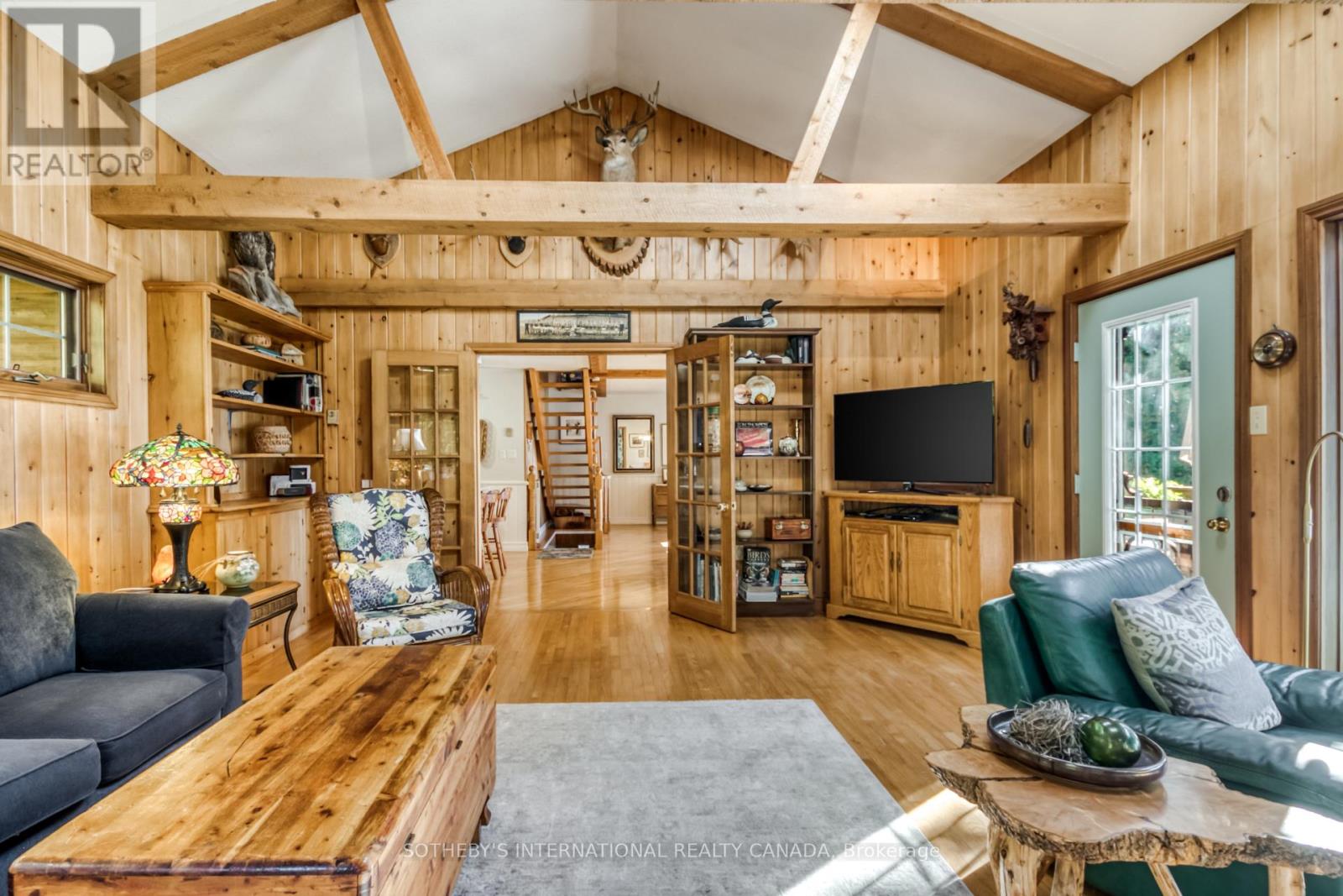 125 LAKESHORE ROAD - 5