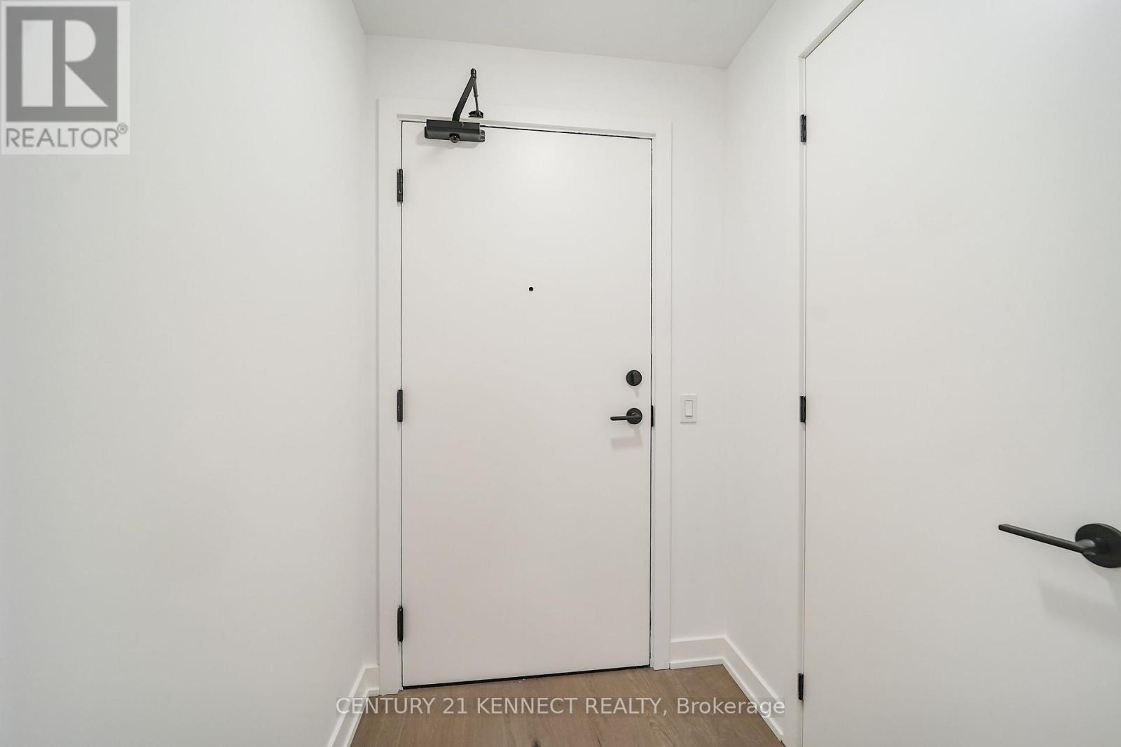 91 Montclair Avenue — photo 10