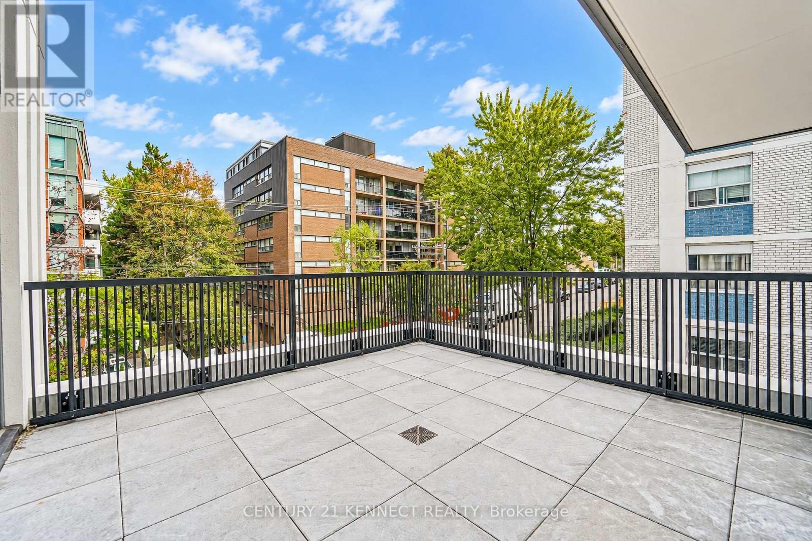91 Montclair Avenue — photo 16