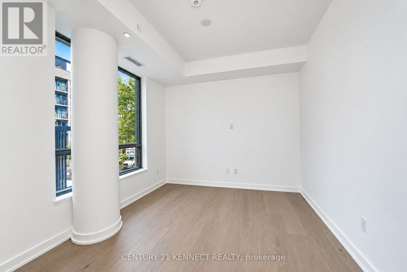 91 Montclair Avenue — photo 18