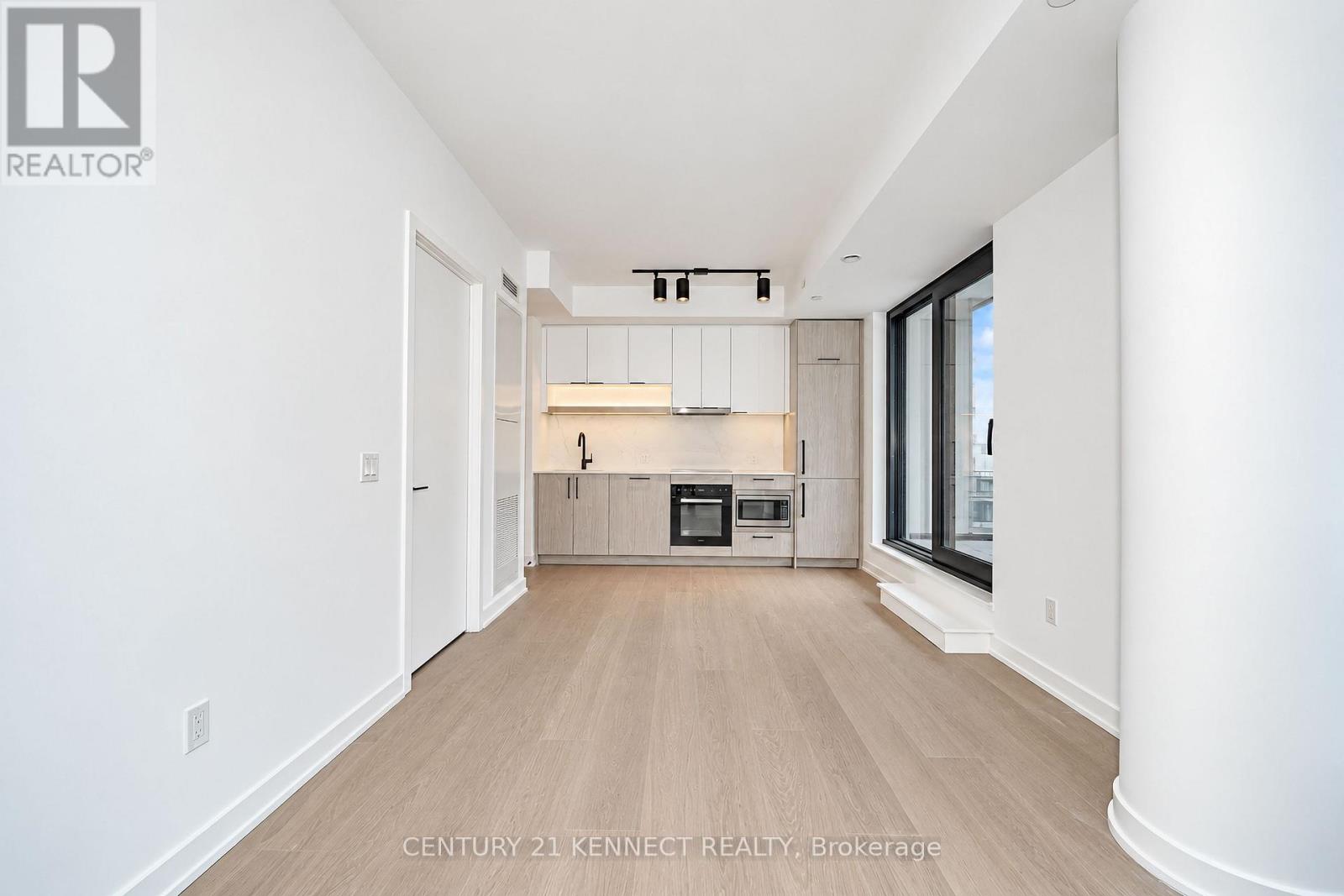 91 Montclair Avenue — photo 23