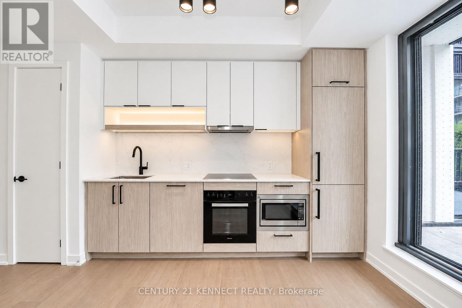 91 Montclair Avenue — photo 20