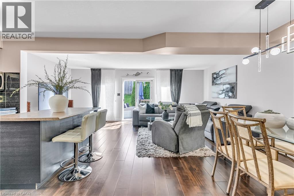 193 MOUNTAIN LAUREL Crescent - Image 6