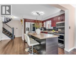 Living room - 193 Mountain Laurel Crescent, Kitchener, ON N2E4B6 Photo 12