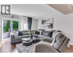 Family room - 193 Mountain Laurel Crescent, Kitchener, ON N2E4B6 Photo 9