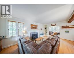 Partial bathroom - 1760 Park Street, Rossland, BC V0G1Y0 Photo 15