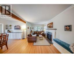 Dining nook - 1760 Park Street, Rossland, BC V0G1Y0 Photo 13