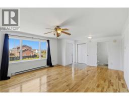 36 Carter Crescent, photo 8