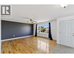 36 Carter Crescent, photo 7