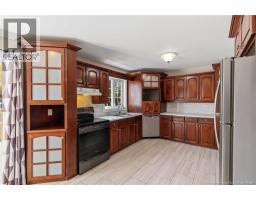 36 Carter Crescent, photo 2