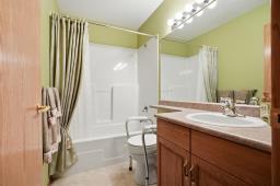 120 Wyndstone Circle, East St Paul, MB R2E0L8 Photo 18